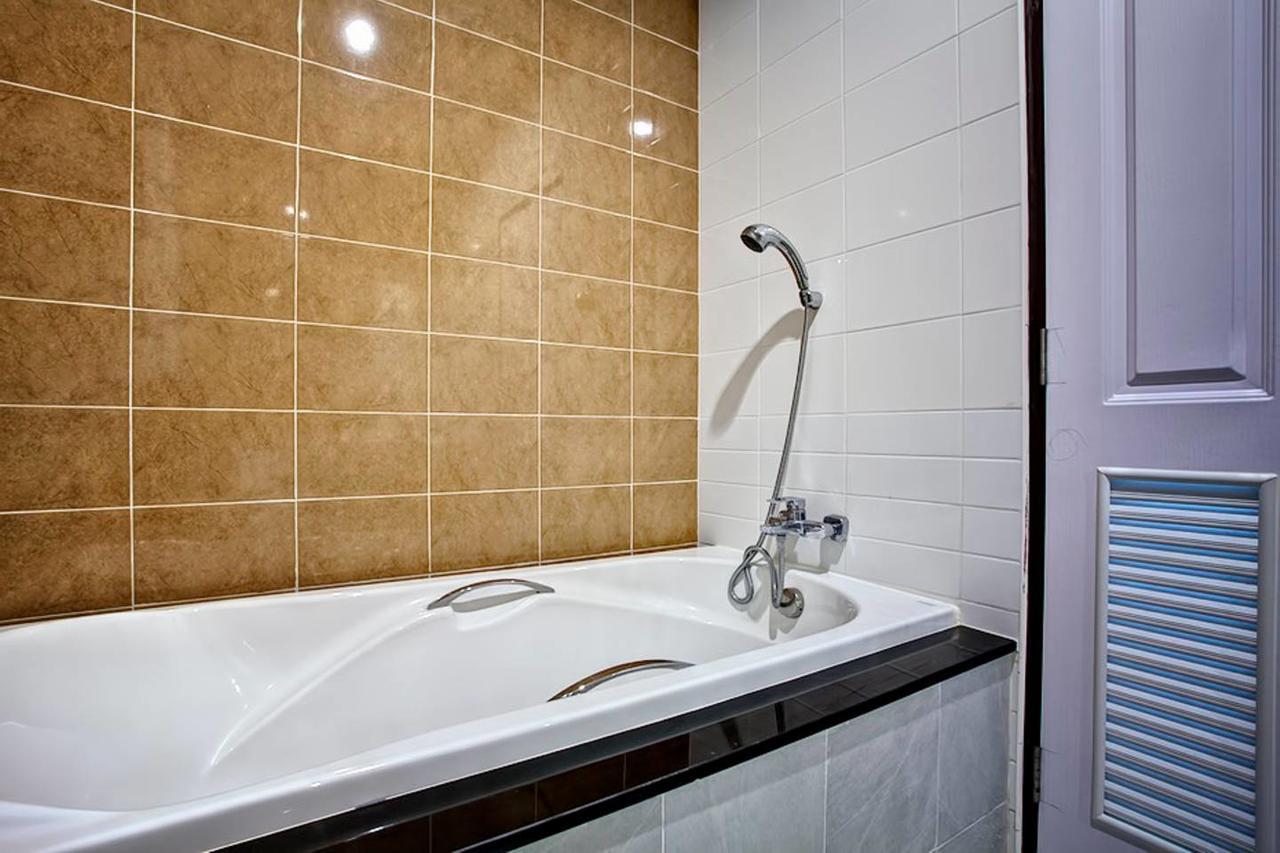 צ'יאנג מאי Misone Hotel מראה חיצוני תמונה